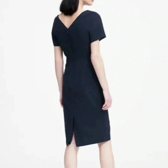 NEW Banana Republic Petite Lightweight Wool  Dress - Picture 2 of 5